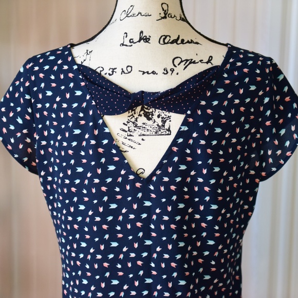 Promod Tops - EUC Cute French Blouse w/ Back Bow Detail
